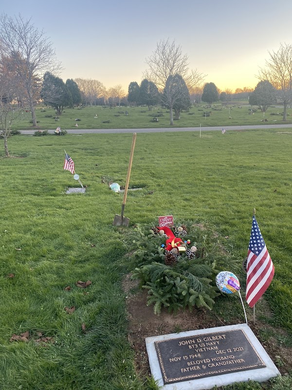 Rose Hill Memorial Park grounds