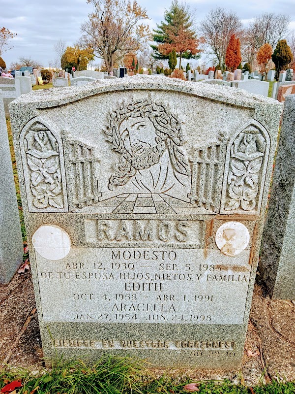Rosedale Cemetery grounds