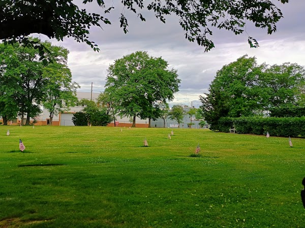 Rosedale Cemetery grounds