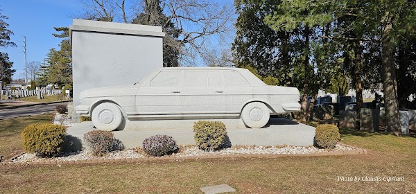 Rosedale Cemetery grounds