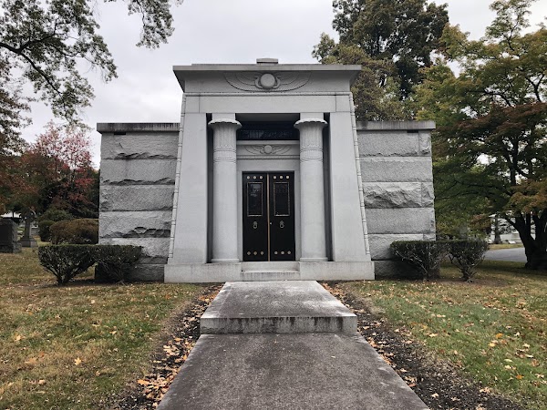 Rosedale Cemetery grounds