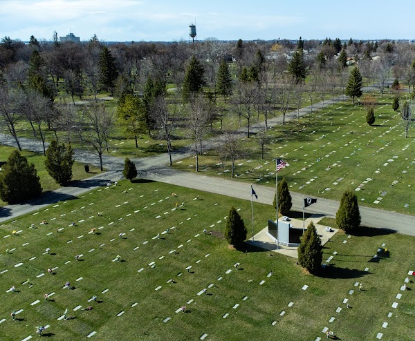 Rosehill Memorial Cemetery grounds