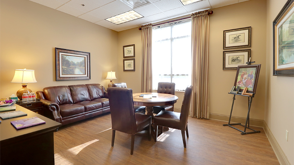 Roselawn Funeral Home & Memorial Gardens grounds