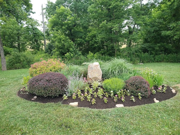 Rosemont Cemetery grounds