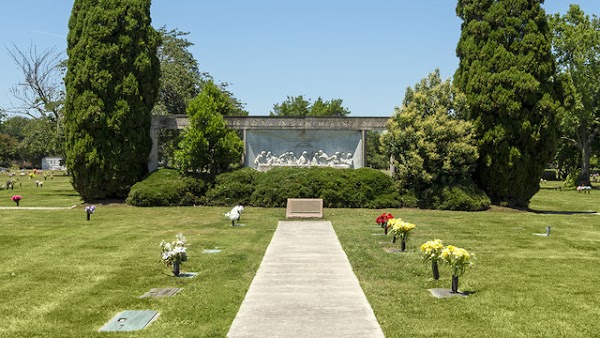 Rosewood Memorial Park grounds