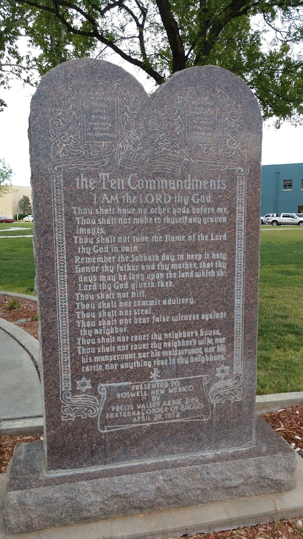 Roswell Veterans Memorial grounds