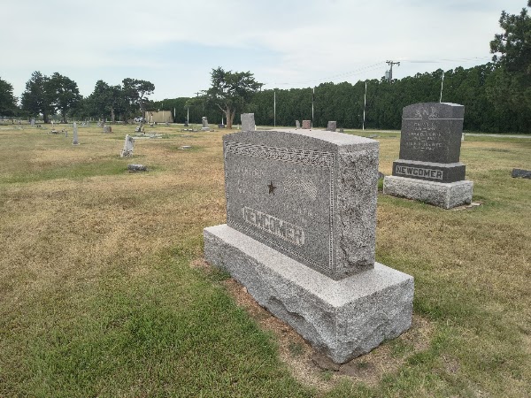 Russell City Cemetery grounds