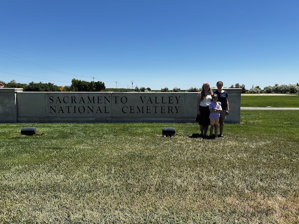 Sacramento Valley National Cemetery grounds
