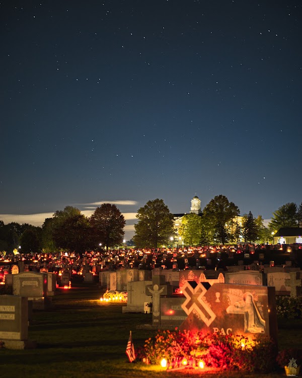 Sacred Heart Cemetery grounds