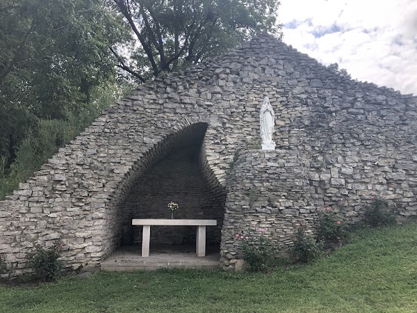 Saint Joseph Cemetery grounds