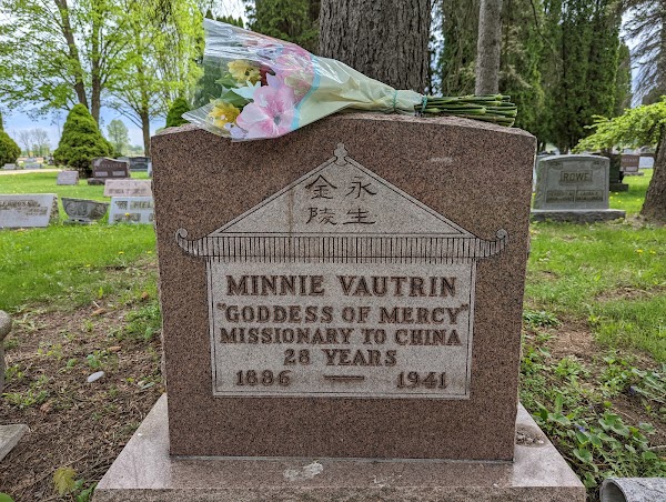 Salt River Cemetery grounds