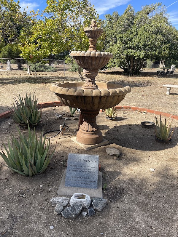 San Fernando Pioneer Memorial Cemetery grounds