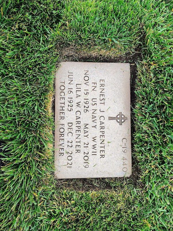 San Joaquín Valley National Cemetery grounds
