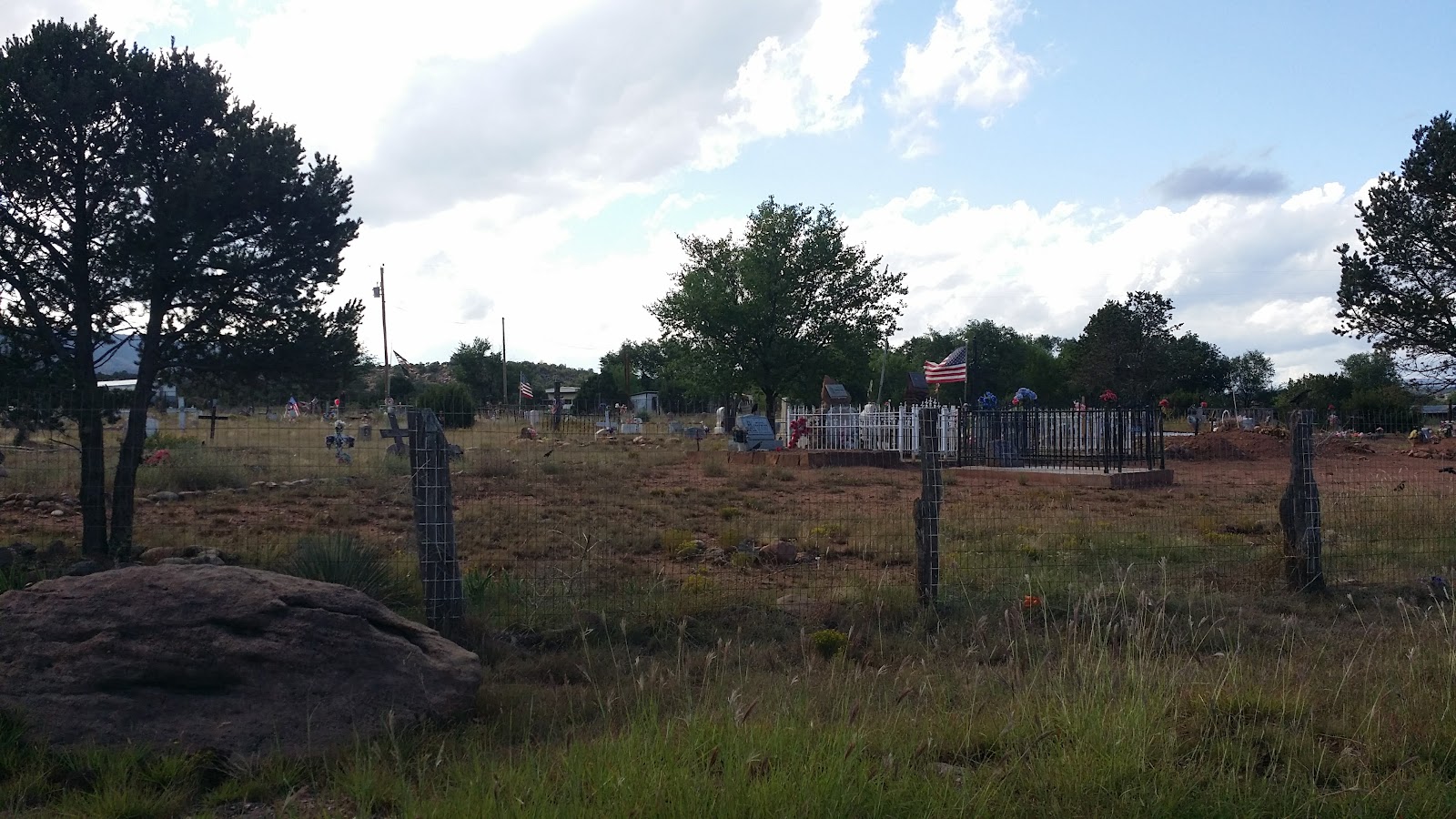 San Juan New Mexico Cemetery cemetery grounds and headstones