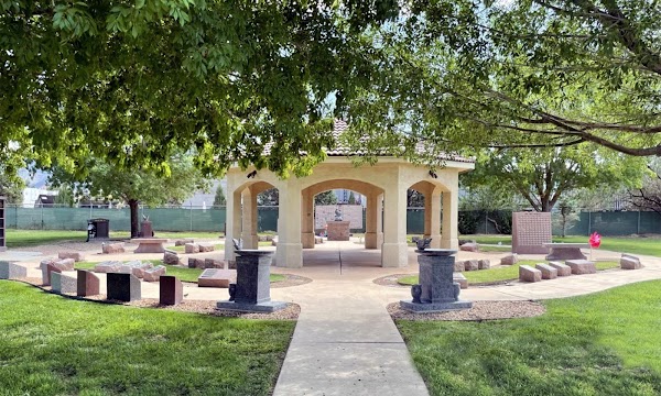 Sandia Memory Gardens grounds