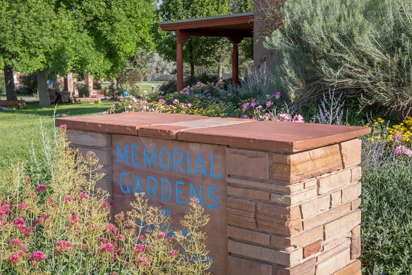 Santa Fe Memorial Gardens grounds