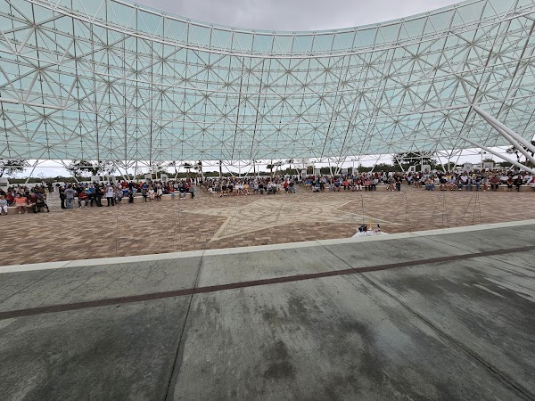 Sarasota National Cemetery grounds