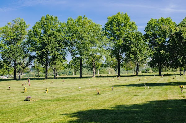 Schuylkill Memorial Park Inc & Grabowski Funeral Home grounds
