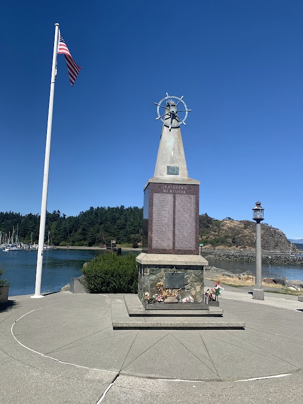 Seafarers Memorial Park grounds