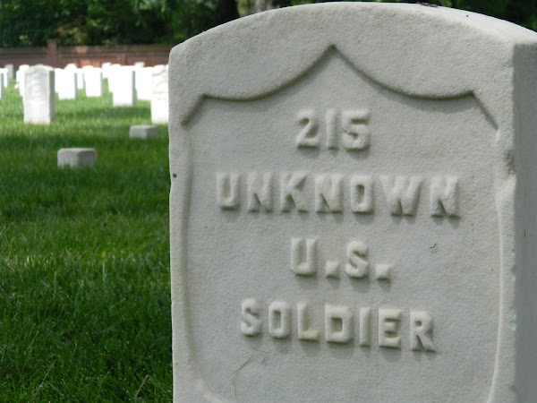 Seven Pines National Cemetery grounds