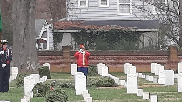 Seven Pines National Cemetery grounds