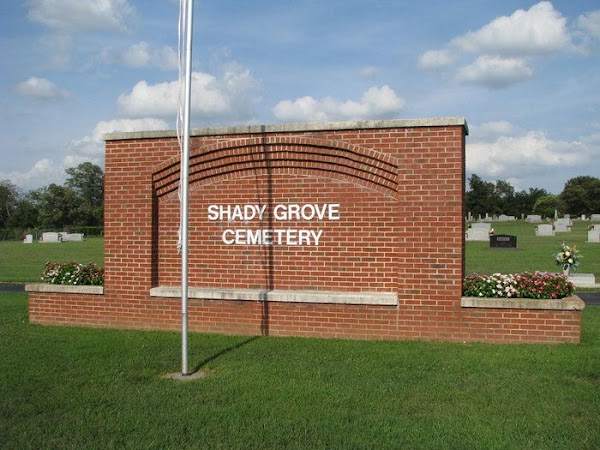 Shady Grove Cemetery grounds