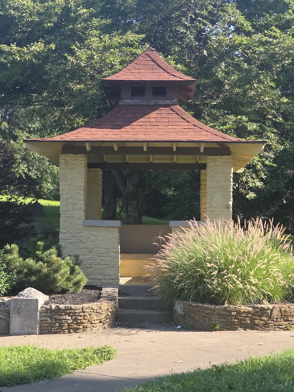 Shadyside Memorial Park Chinese Gardens grounds