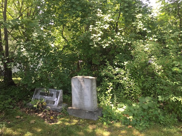 Shelburne Road Cemetery grounds