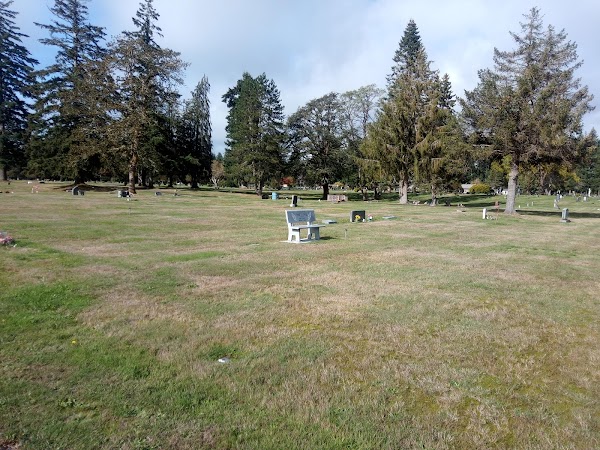 Shelton Memorial Park grounds