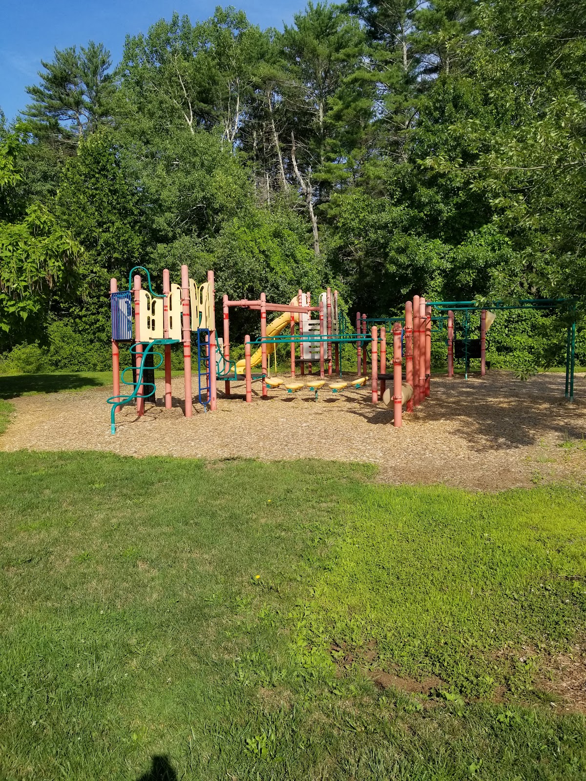 Sheri Gagnon Memorial Park cemetery grounds and headstones