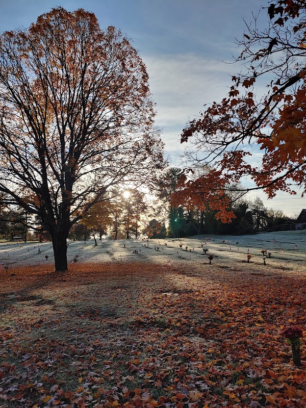 Sherwood Memorial Park grounds