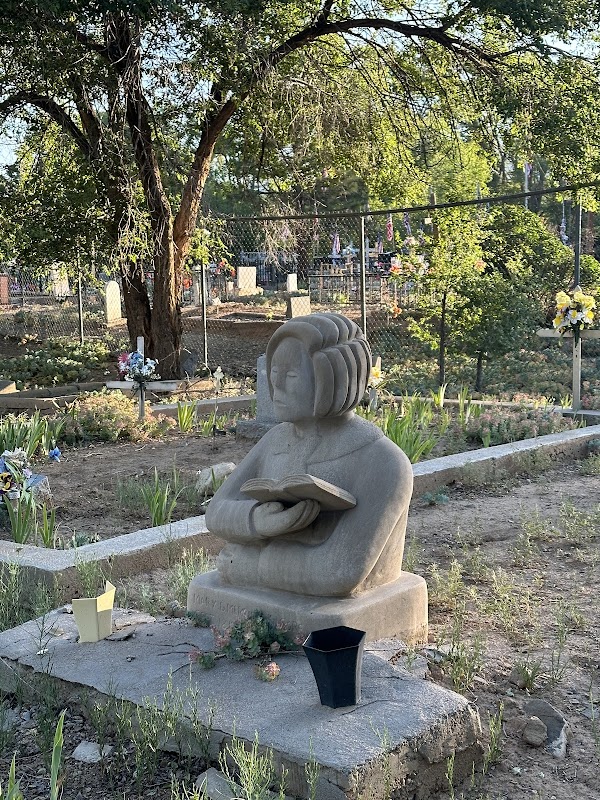 Sierra Vista Cemetery grounds