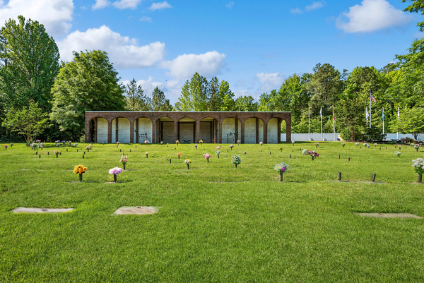 Signal Hill Memorial Park grounds