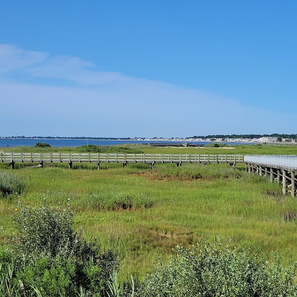 Silver Sands State Park grounds