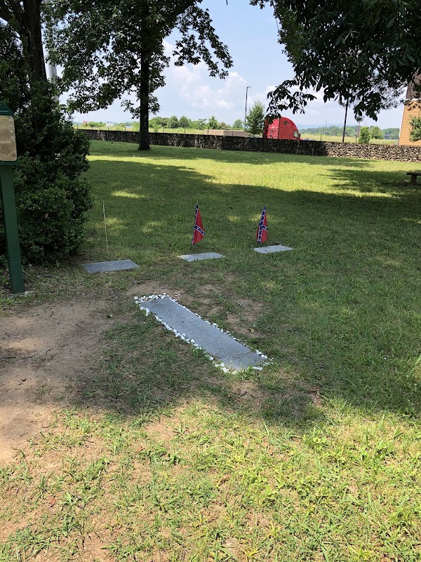 Silverdale Confederate Cemetery grounds