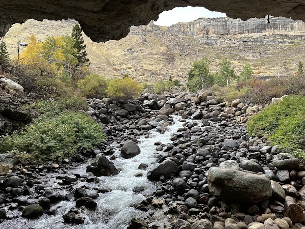 Sinks Canyon State Park grounds