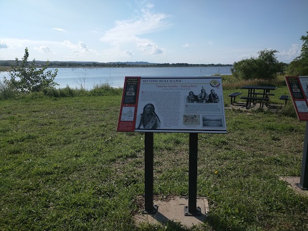 Sitting Bull Burial Site and Memorial grounds