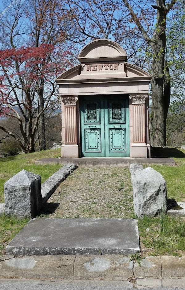 Sleepy Hollow Cemetery grounds