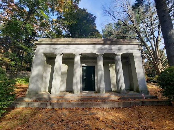 Sleepy Hollow Cemetery grounds