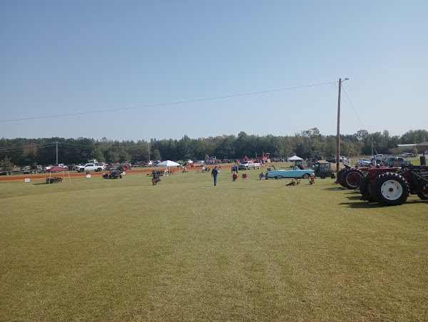 Smithville Memorial Park grounds