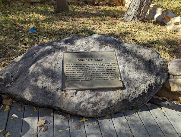 Smokey Bear Historical Park grounds