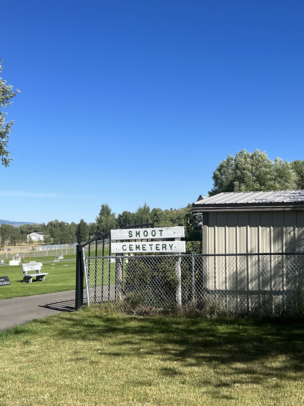 Smoot Cemetery cemetery grounds and headstones