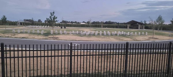 Snake River Canyon National Cemetery grounds