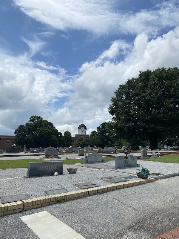 Snellville Historical Cemetery grounds