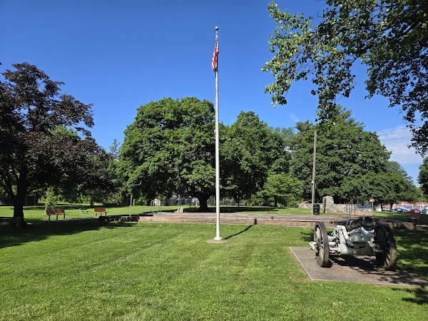 Soldiers and Sailors Memorial Park grounds