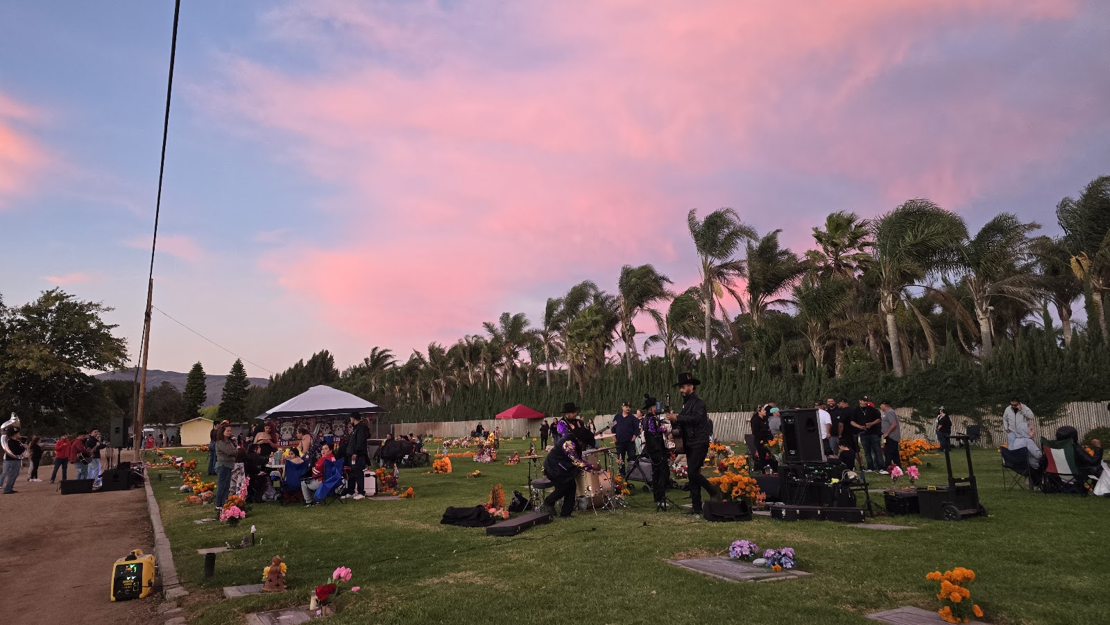 Soledad Cemetery cemetery grounds and headstones