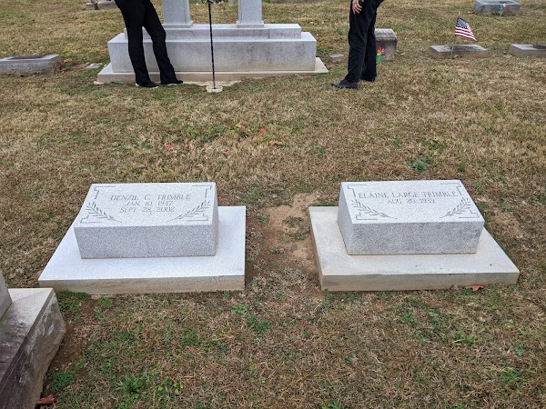 Somerset Cemetery grounds