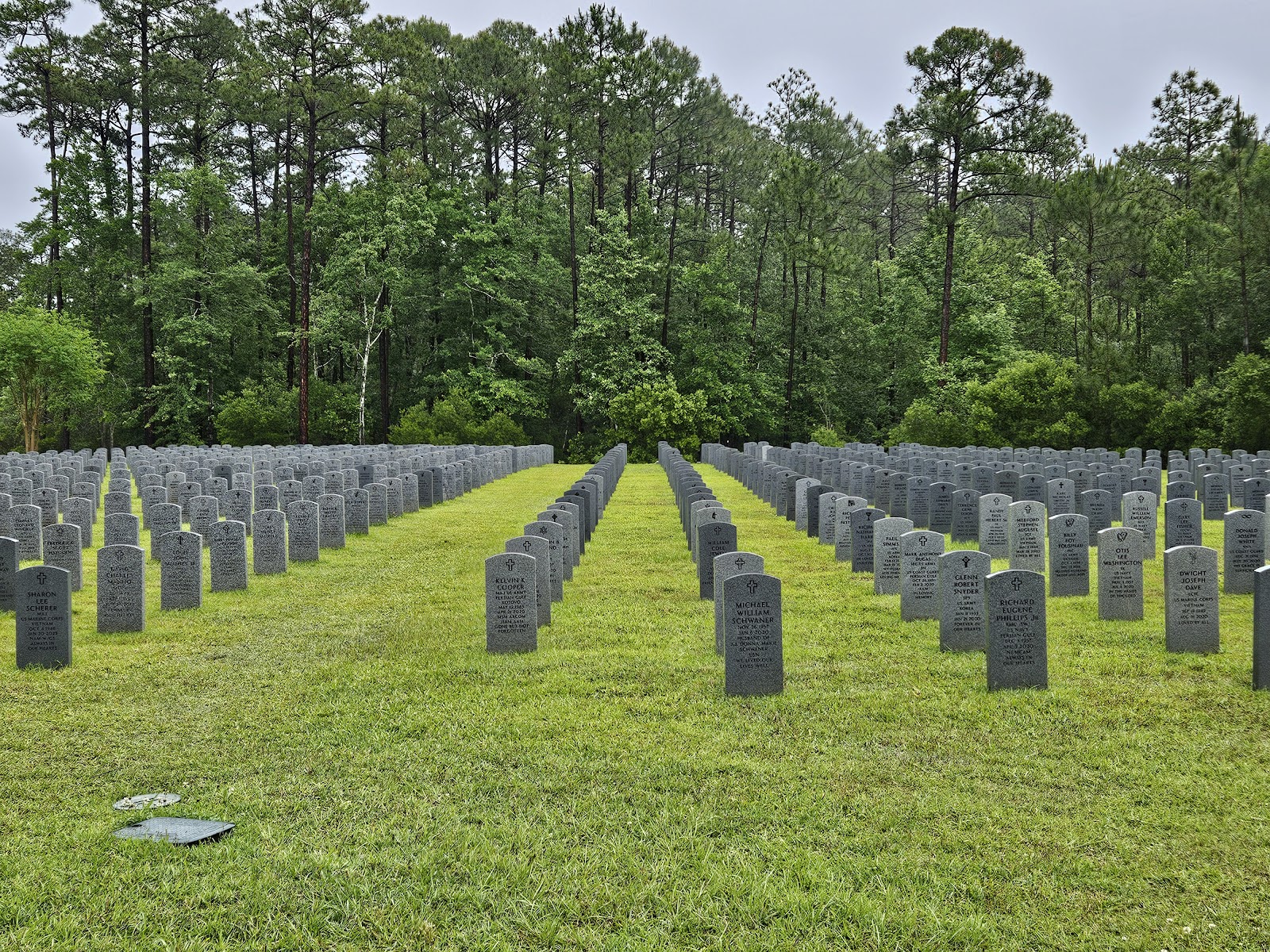 Southeast Louisiana Veterans Cemetery