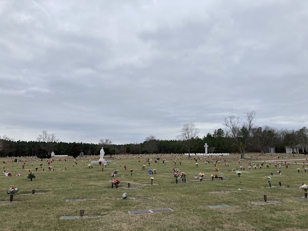 Southlawn Memorial Park grounds