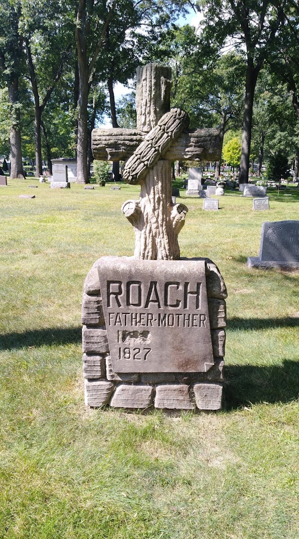 Spring Lake Cemetery grounds